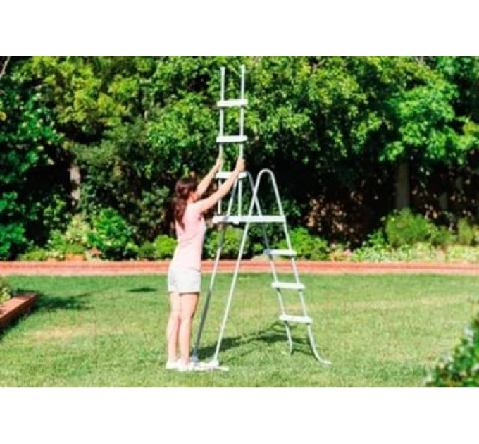 28073 Лестница для бассейнов до 122 см, 3 ступеньки, с площадкой, с защитой